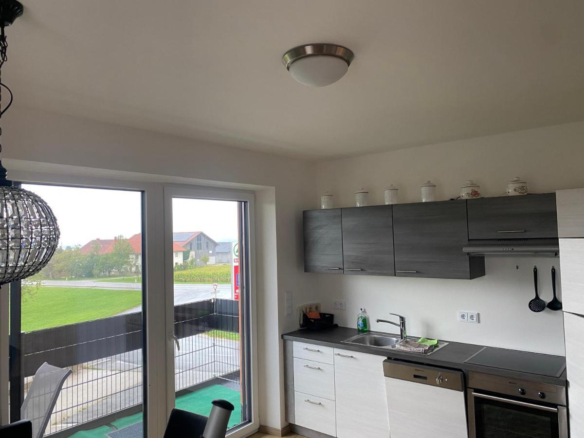 Wohnung City Nord Mit Balkon Herzogsdorf Экстерьер фото